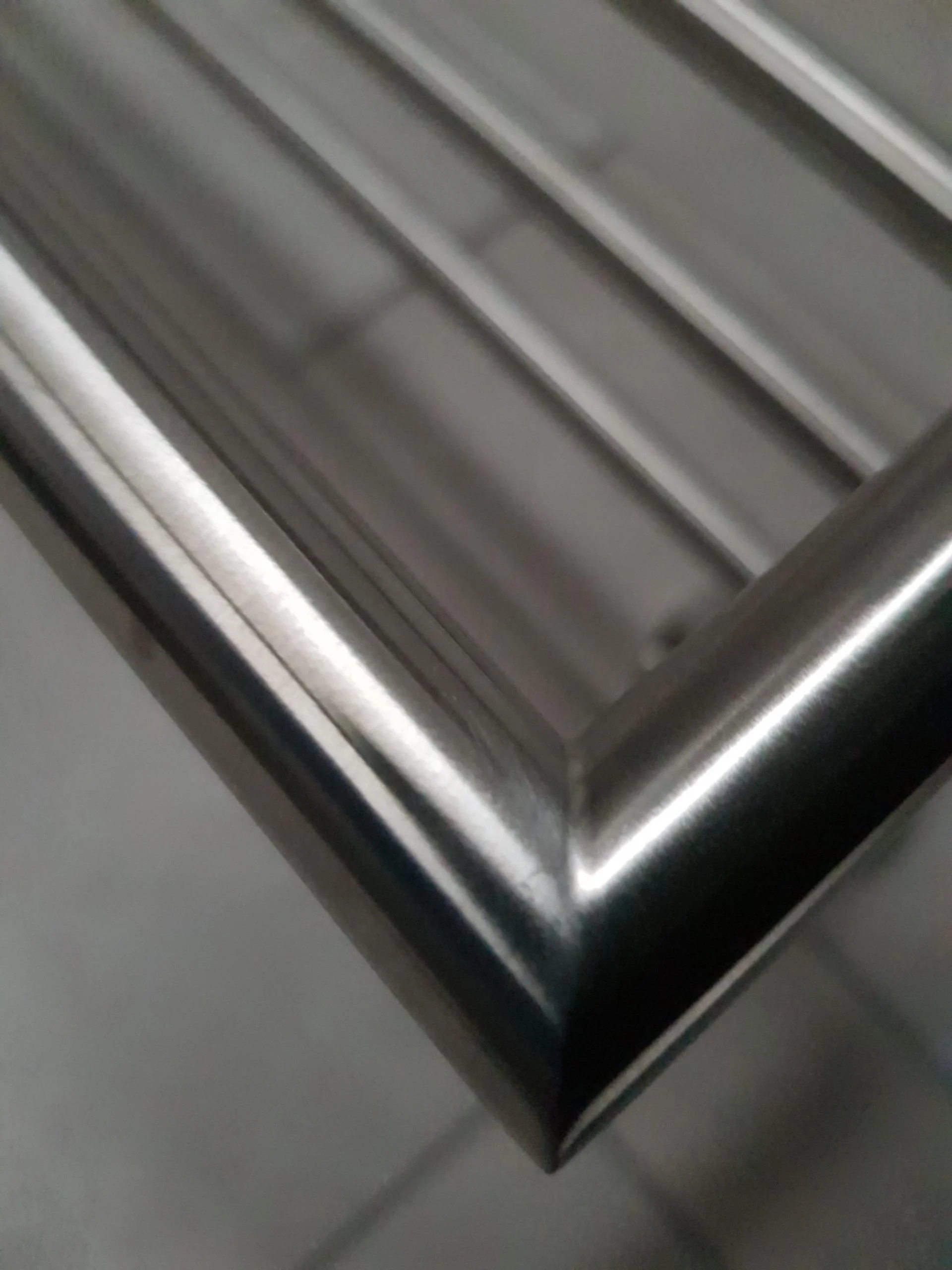 Colț balustradă inox mitră 90° finisaj premium