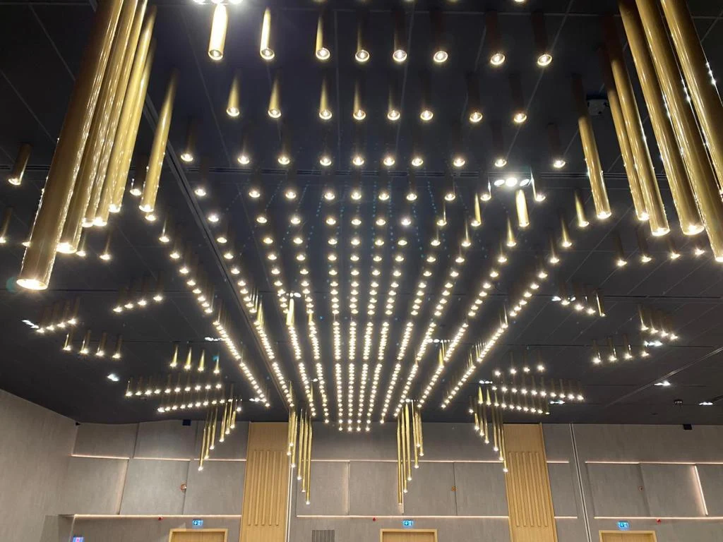 Iluminare suspendată detaliu LaserTube