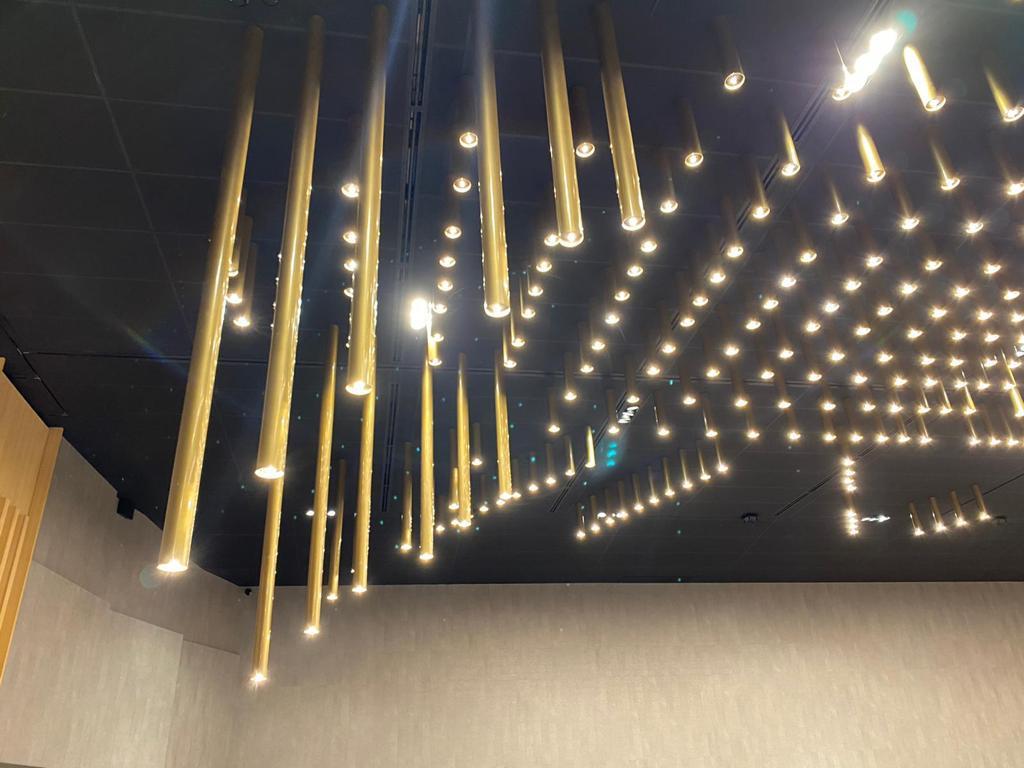 Sistem iluminare tavan detaliu componente