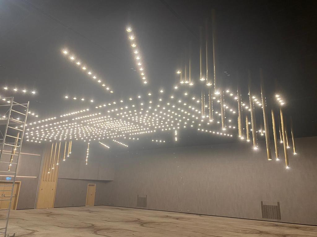 Convention Center iluminare vedere ansamblu