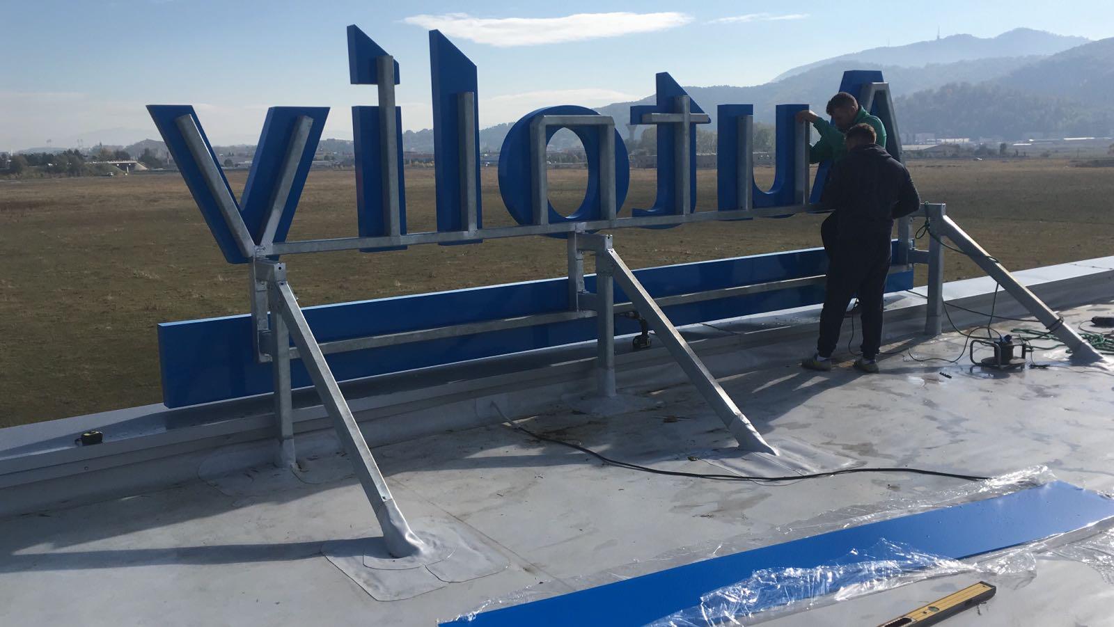 Montaj litere volumetrice Autoliv structură FLOW aliniere perfectă