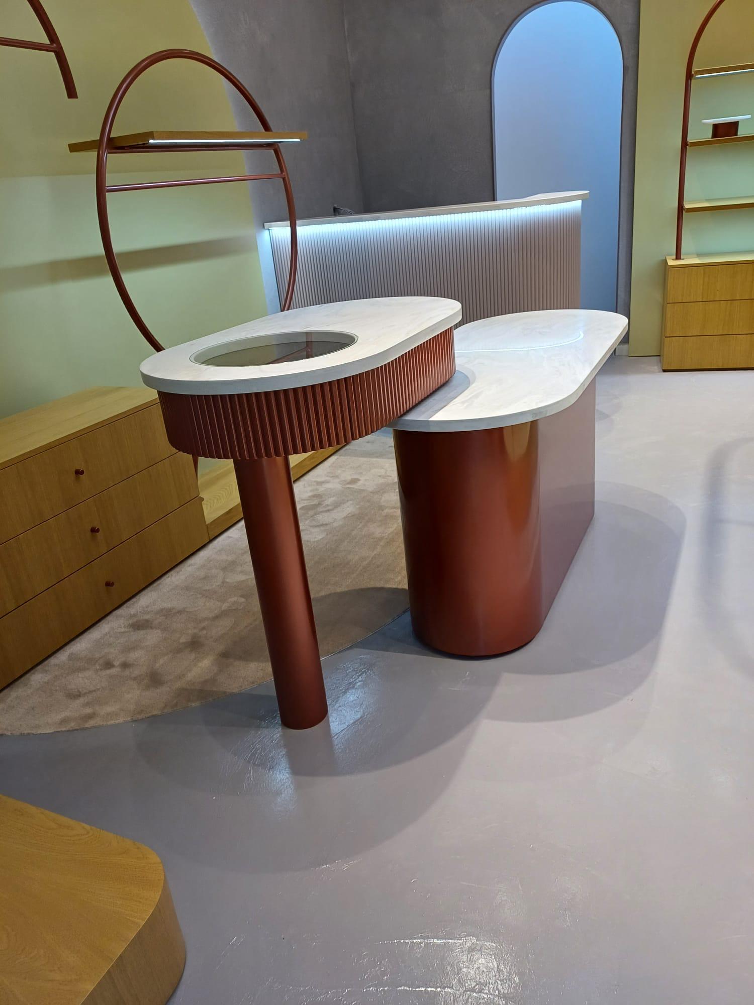 Mobilier curbat design premium