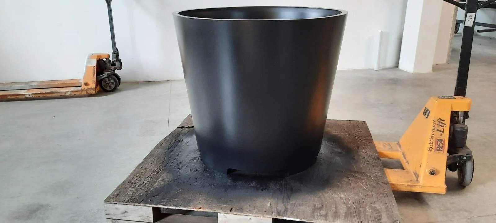 Jardiniere conice produs final