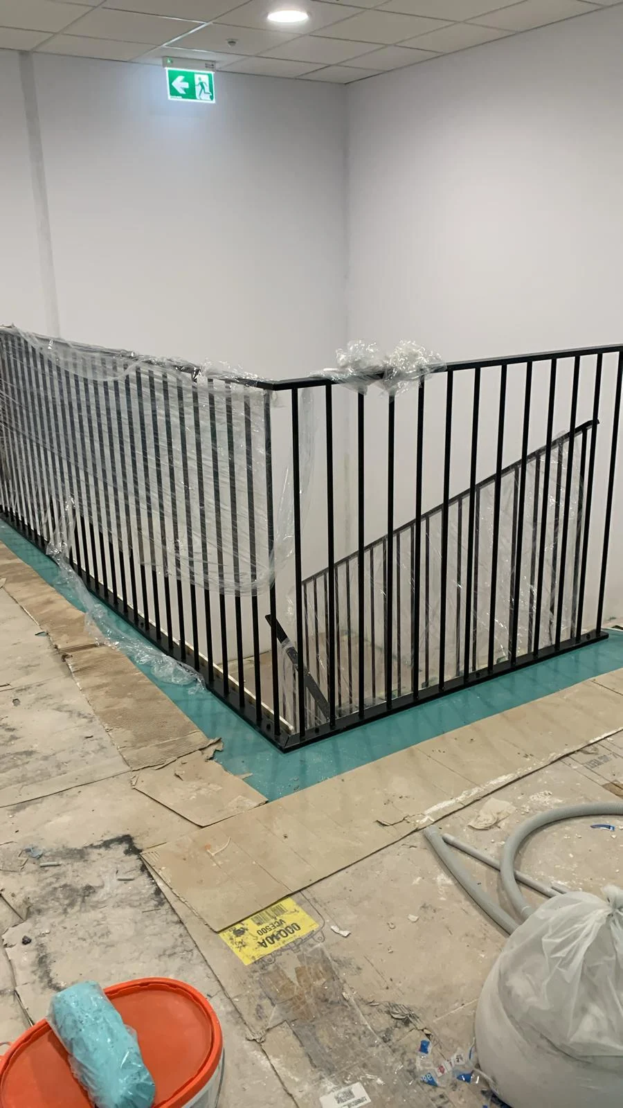 Balustradă metalică montaj final