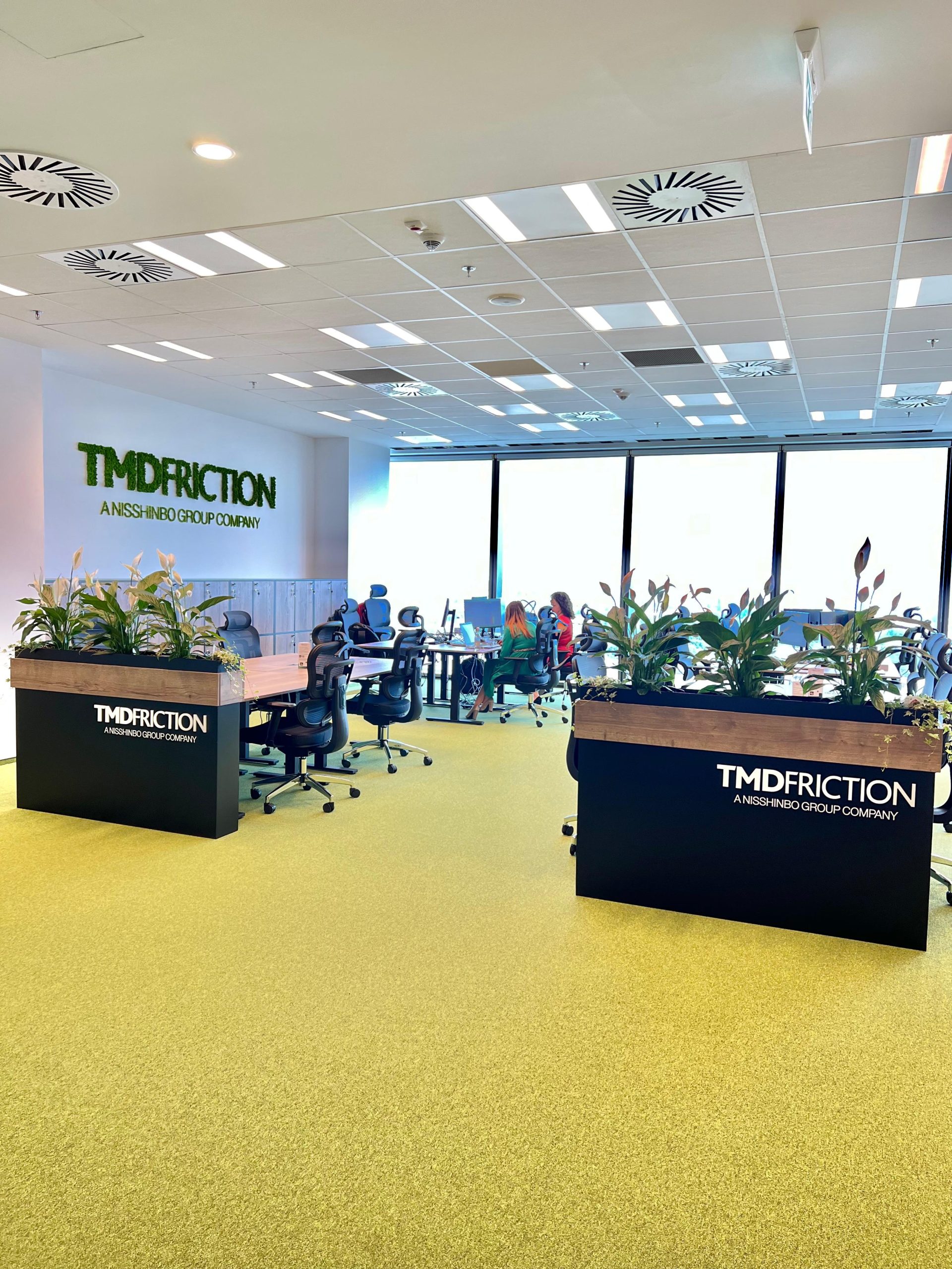 Jardiniere interior TMD Friction — ansamblu open space, delimitare naturală cu plante
