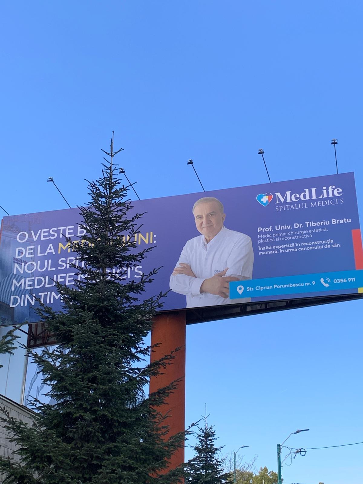 Totem publicitar de mari dimensiuni Timișoara — pilon dublă față 12x4.4 m vizibilitate maximă, execuție Indio